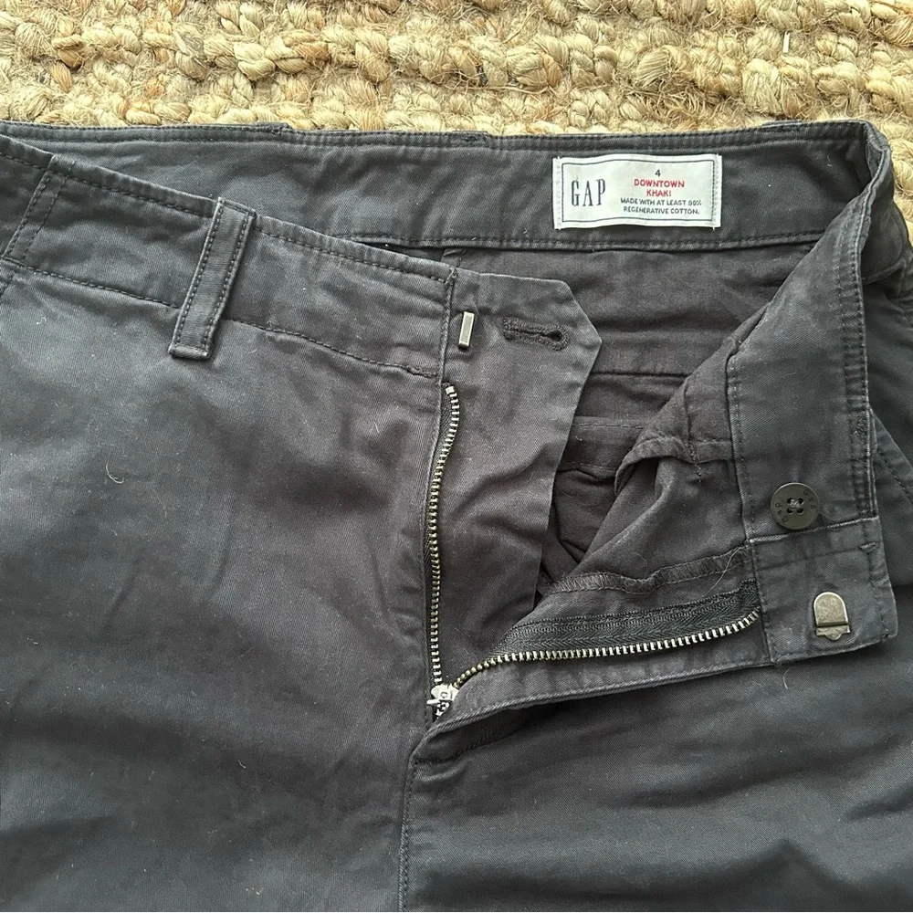 Gap downtown khaki pants - Picture 7 of 9